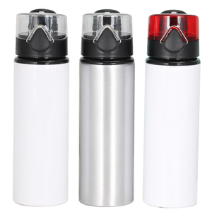 Buidéil uisce fuar alúmanaim ath -inúsáidte